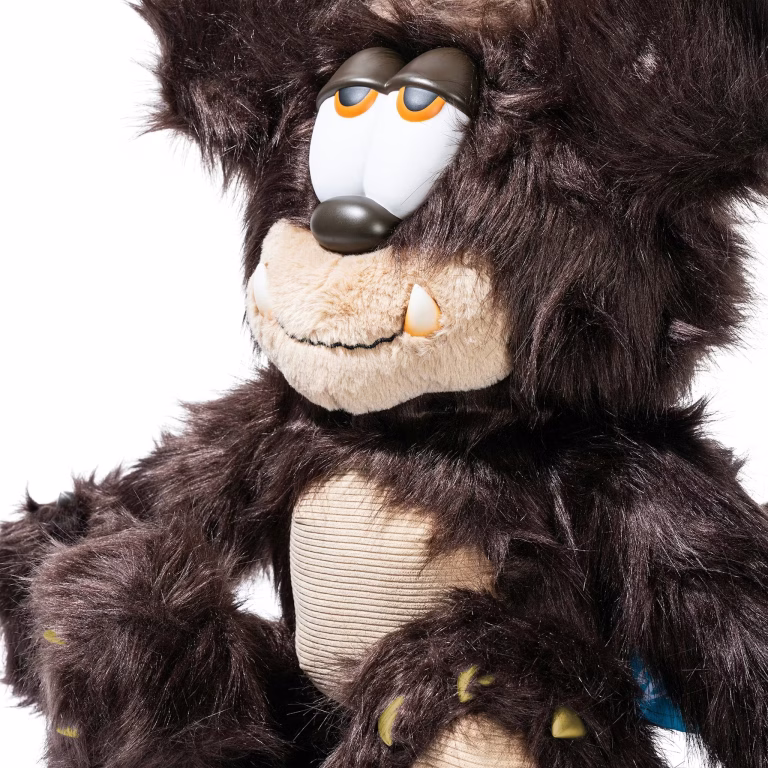 Verdy × Dover Street Market – Visty Plush (Brown): the collectible born from a pandemic