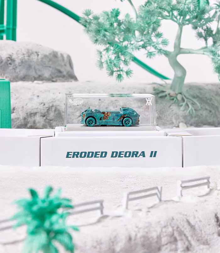 Hot Wheels x Daniel Arsham Eroded Deora II | HPJ34 | Mattel Creations Lap 2 Hot Wheels x Daniel Arsham Eroded Deora II | HPJ34 | Mattel Creations Lap 2
